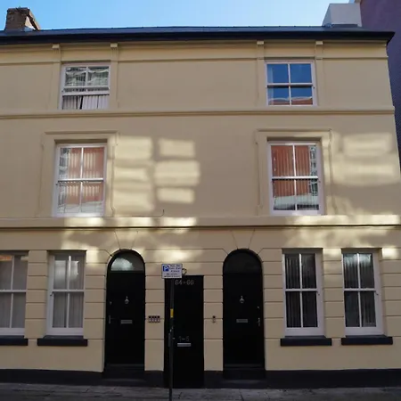 Lejlighed Spacious Duplex With 2 Bathrooms With Free Wi-fi, Parking And Keyless Access, Sleeps Up To 9 - Perfect For Groups Birmingham